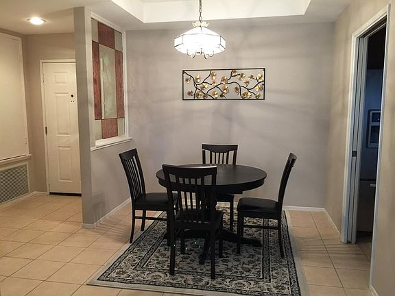 Entry and Dinning