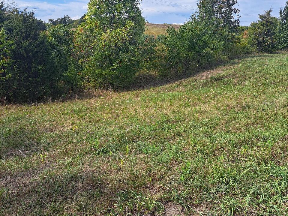 2nd image of 2359 Us Highway 27 S #A