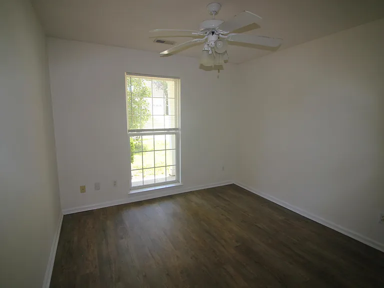5219 Eagles Landing Dr — Photo 12