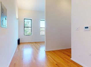 300 Lincoln Ave #3B, Brooklyn, NY 11208