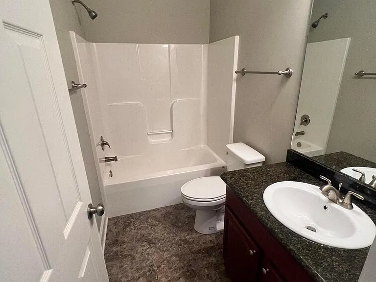 111 Armand Oaks — Photo 16