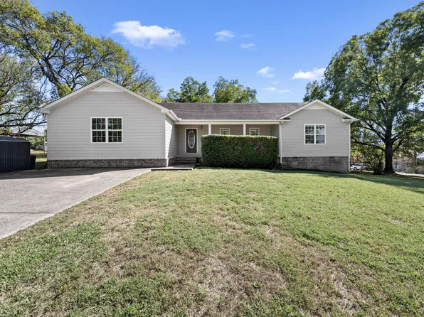 200 Broad St, Wartrace, TN 37183