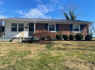 408 Springhill Dr, Paris, KY 40361