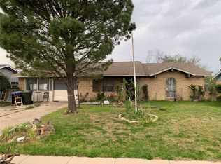 2003 Deerfield Dr, Carrollton, TX 75007