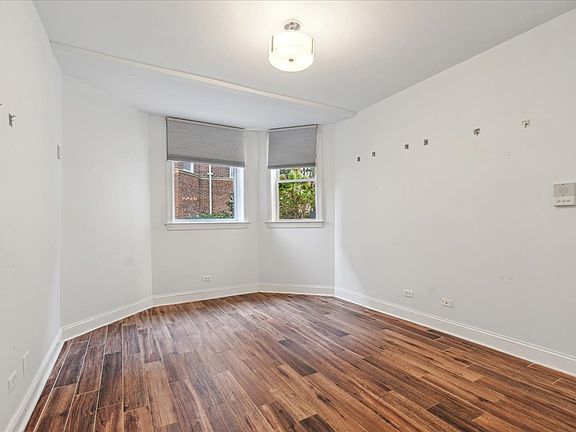 4th image of 1230 Elmwood Ave #G