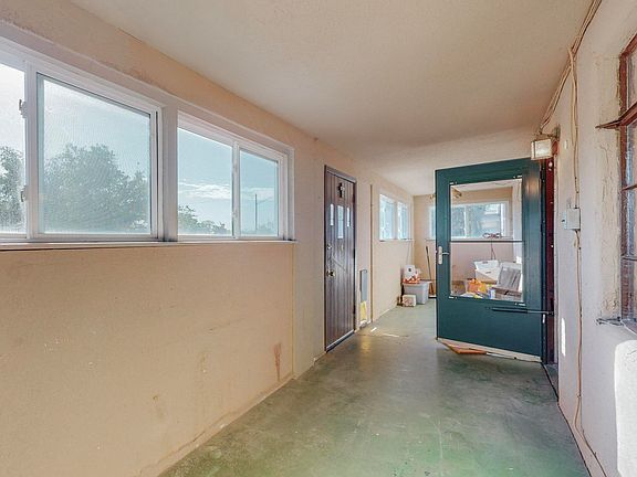 2nd image of 5015 El Paseo Dr NW