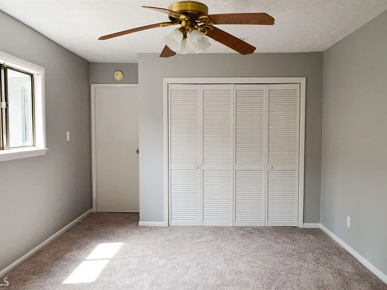 197 Woodstone Dr — Photo 14