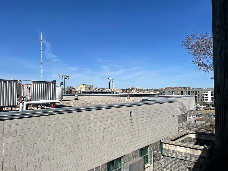 1305 N Milwaukee St — Photo 24