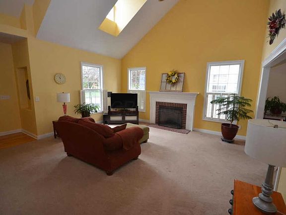 3rd image of 6773 Upper Brook Way