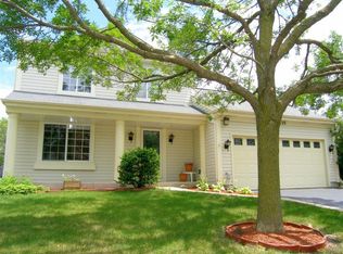 1339 Eastwood Dr, Aurora, IL