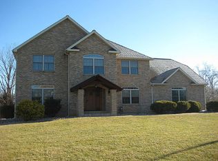 200 Brothers Ct, Port Matilda, PA 16870