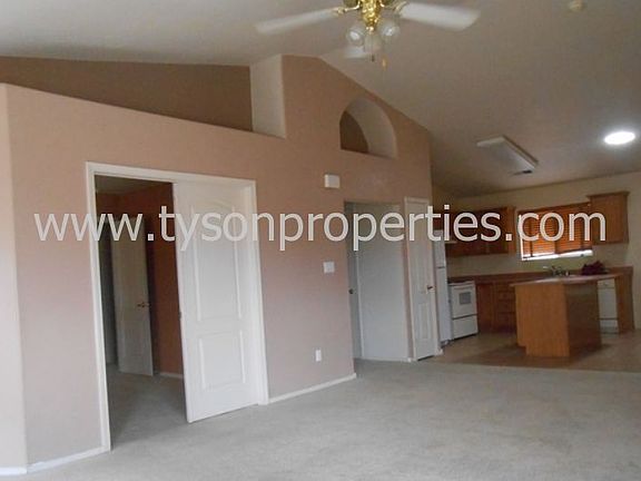 3rd image of 10312 Calle Dichoso Ct NW