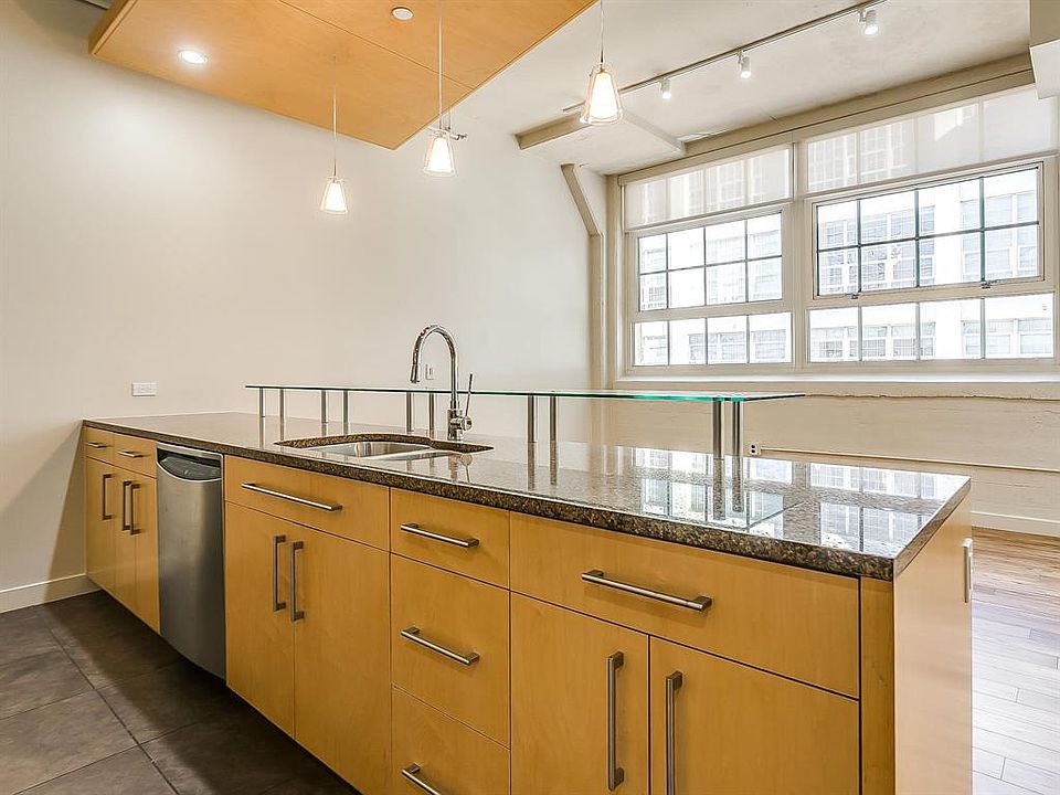 1st image of 2600 W 7th St APT 1617