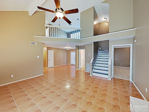 2nd image of 2020 Wildwood Ridge Dr
