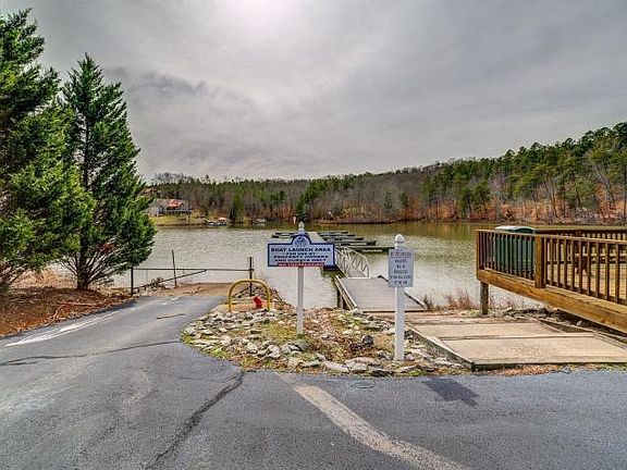 4th image of 0 Mount Airy Rd