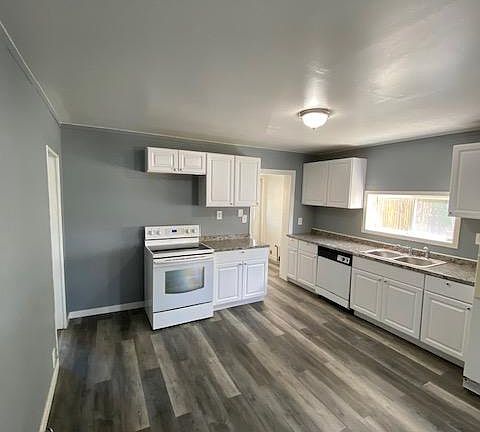 3rd image of 1310 N Linden Ave