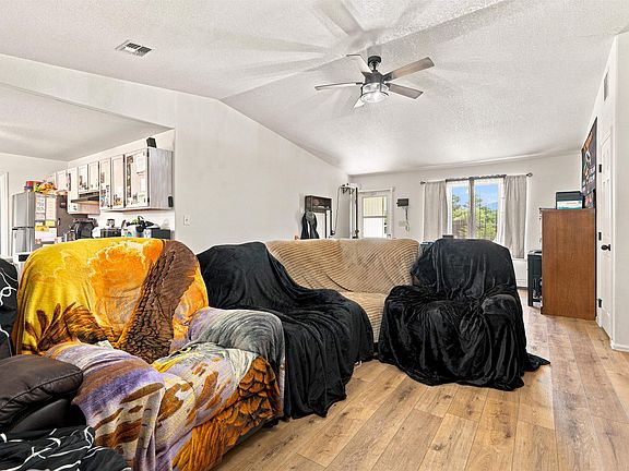 4th image of 3073 Baltic Ct