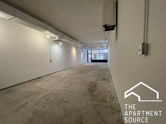 2nd image of 1118 Lee St