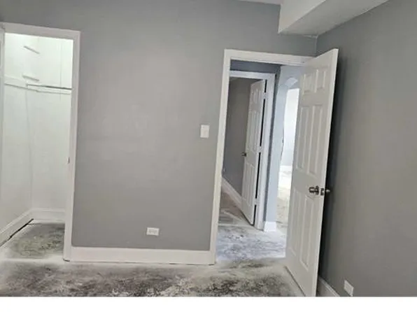 6657 S Drexel Ave, Chicago, IL 60637