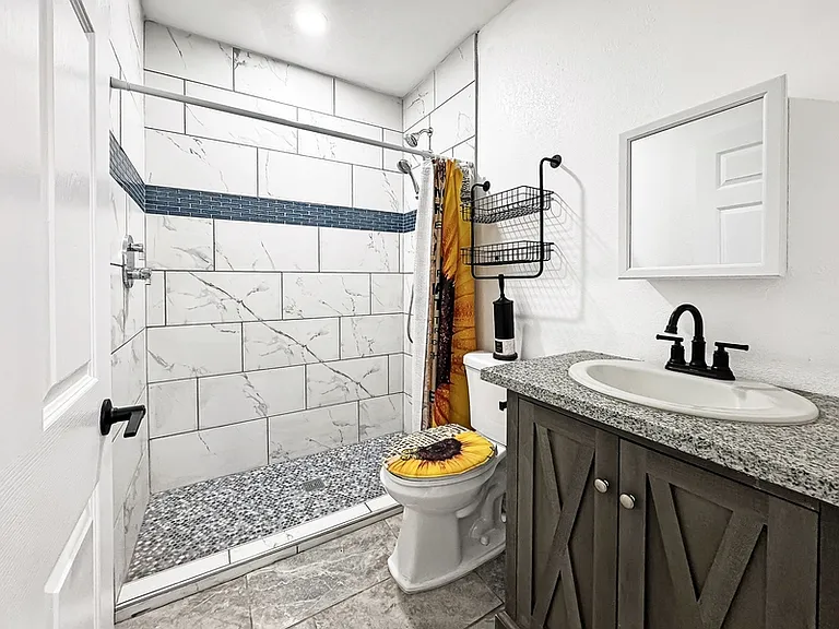 47510 Buckskin Cir #A — Photo 5