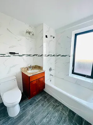 Rented by E Realty International Corp | media 3