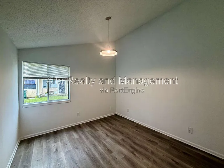 8113 San Jose Manor Dr E #3 — Photo 10