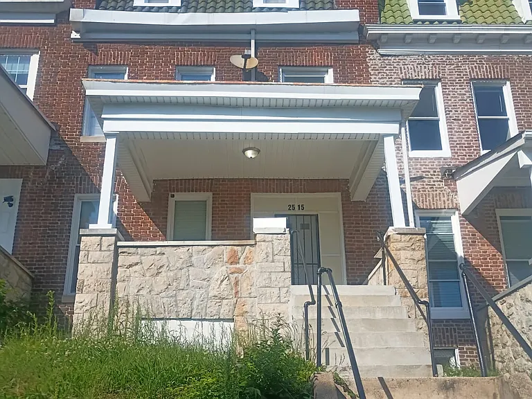 2515 Reisterstown Rd — Photo 4