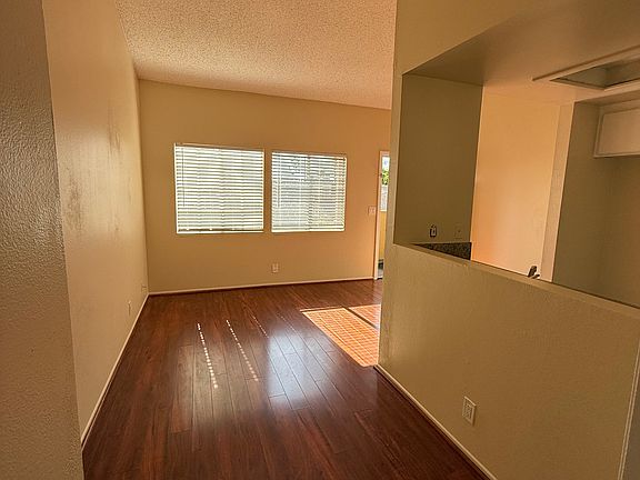 4th image of 9343-9345 Ramona Blvd #U