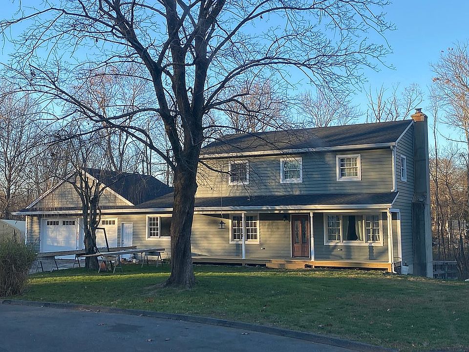 2nd image of 33 Robinhood Rd