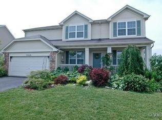 39608 N Queensbury Ln, Beach Park, IL 60083