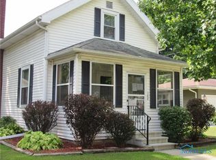 108 S Elm St, Edgerton, OH 43517