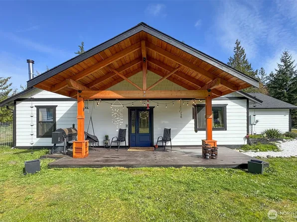 10 Gretas Place, Sequim, WA 98382