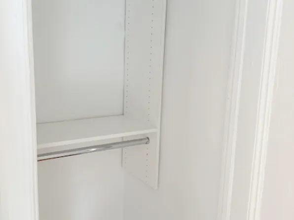 72 Barrow Street image 9 of 12