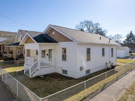 3rd image of 307 Belle Ave