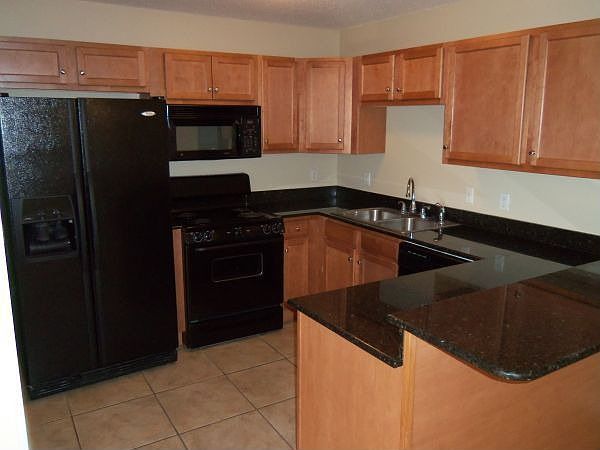2nd image of 410 W Azalea Ave APT 1