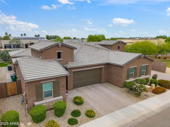 14075 W Desert Flower Drive, Goodyear, AZ 85395