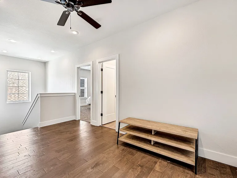 2182 N Woodlark Ln — Photo 13