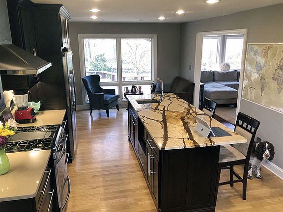 5th image of 3250 Willowbrook Dr