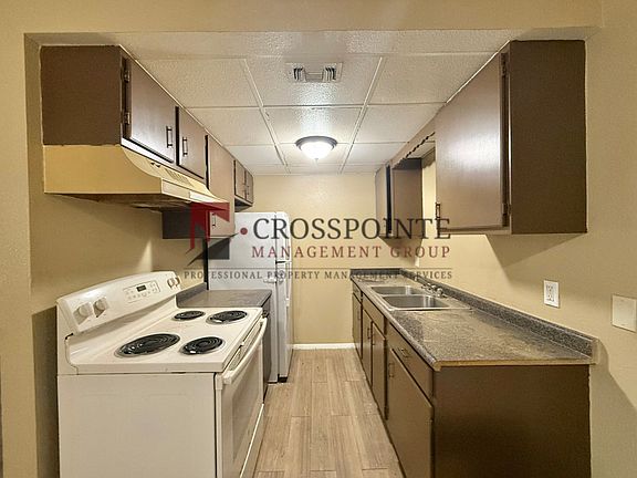 4th image of 514 S Bois D Arc Ave #3