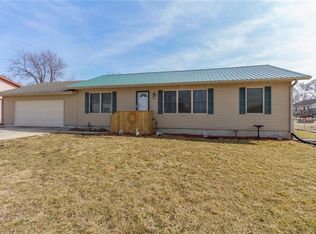 211 3rd St, Colo, IA 50056