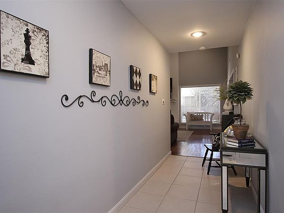 3rd image of 14903 Beechmoor Dr