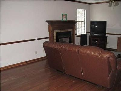 3rd image of 6432 Forest Meade Dr