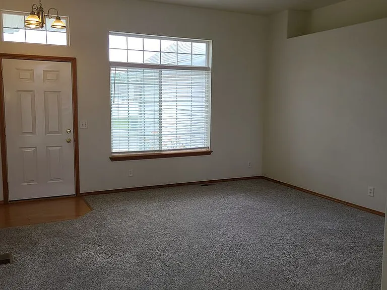 2539 W Timberlake Loop — Photo 8