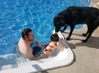 4660 Roundtree Rd, Hamburg, NY 14075