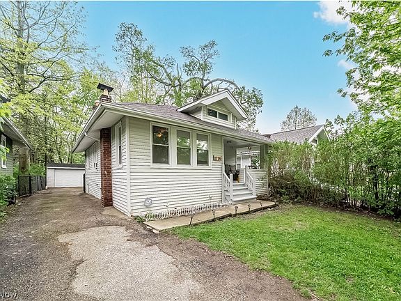 2nd image of 1714 Hillview Rd