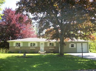 300 Dale Rd, Rochester, NY 14625