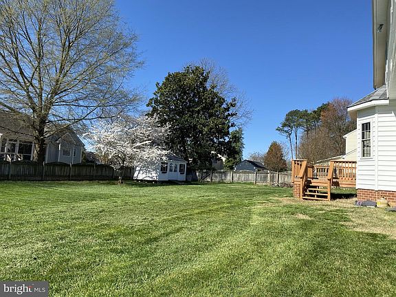 4th image of 8515 Steeplebush Pl