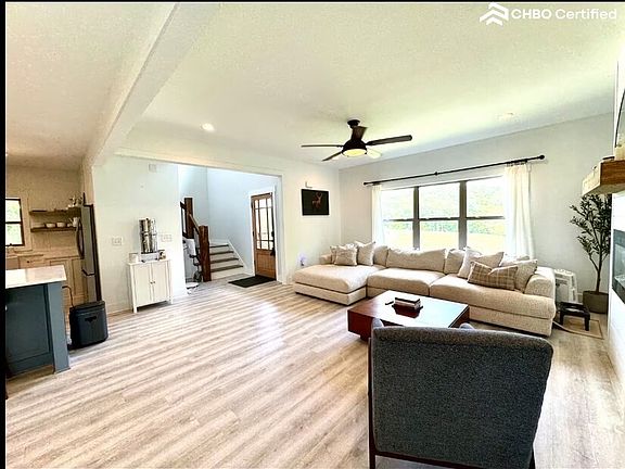 5th image of 323 Vantrease Ln