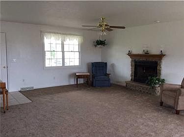 3rd image of 103 Willow Run Dr