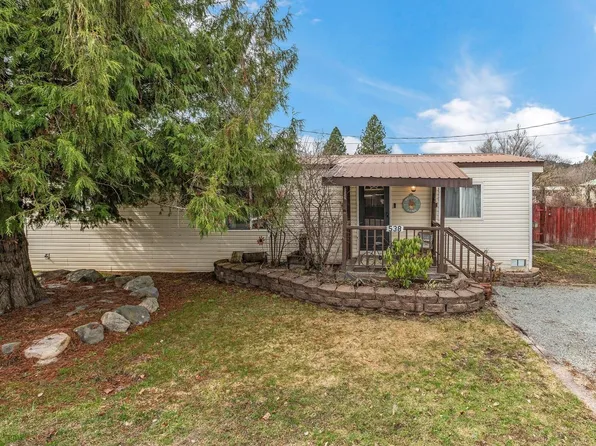 538 4th St, Priest River, ID 83856
